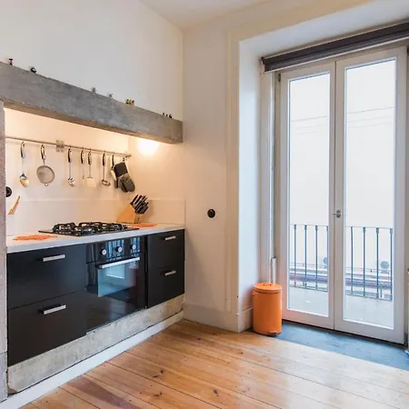 Lovelystay - Beautiful, Calm & Spacious Flat Near Bairro Alto Apartamento Lisboa