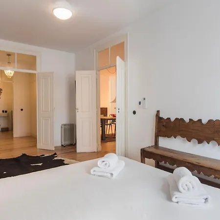 Lejlighed Lovelystay - Beautiful, Calm & Spacious Flat Near Bairro Alto